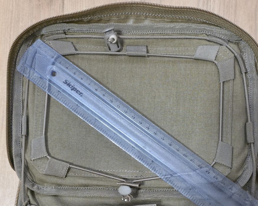 Підсумок під планшет 9-10 дюймів U-WIN