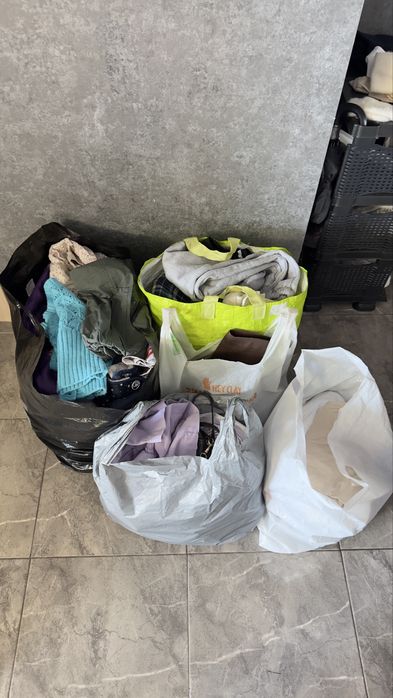 Віддам безкоштовно речі