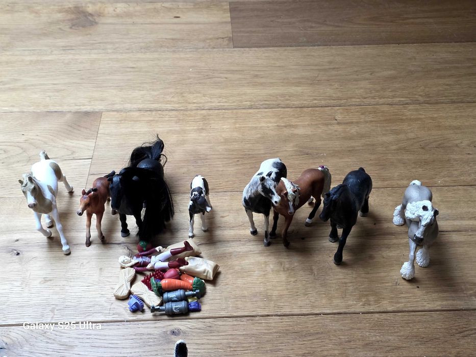 Figurki konie schleich