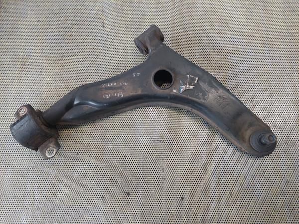 Braço de suspensão frente direito VOLVO V40 Combi (VW)