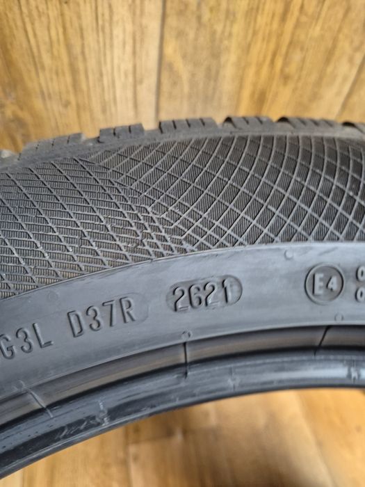 235/55/18 Continental para zima 6,99mm 21r