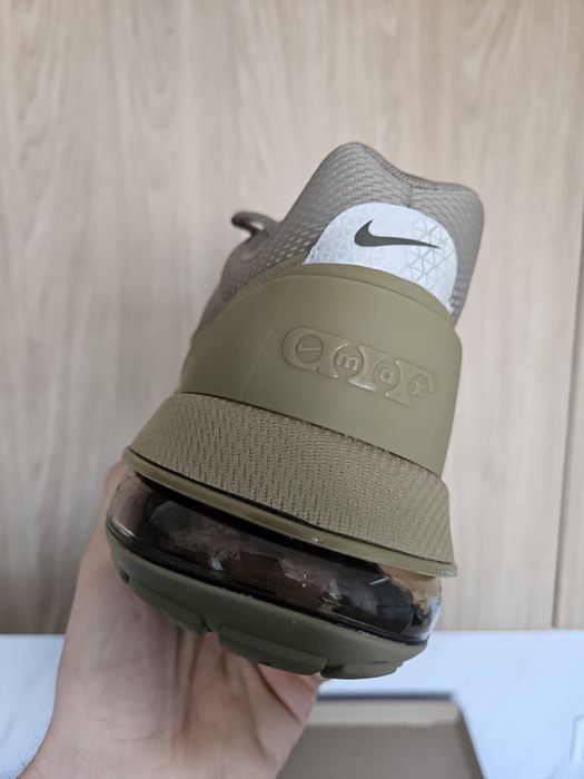Buty Nike Air Max Pulse Roam 48,5