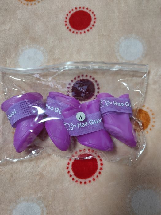 Силиконовая обувь для животных