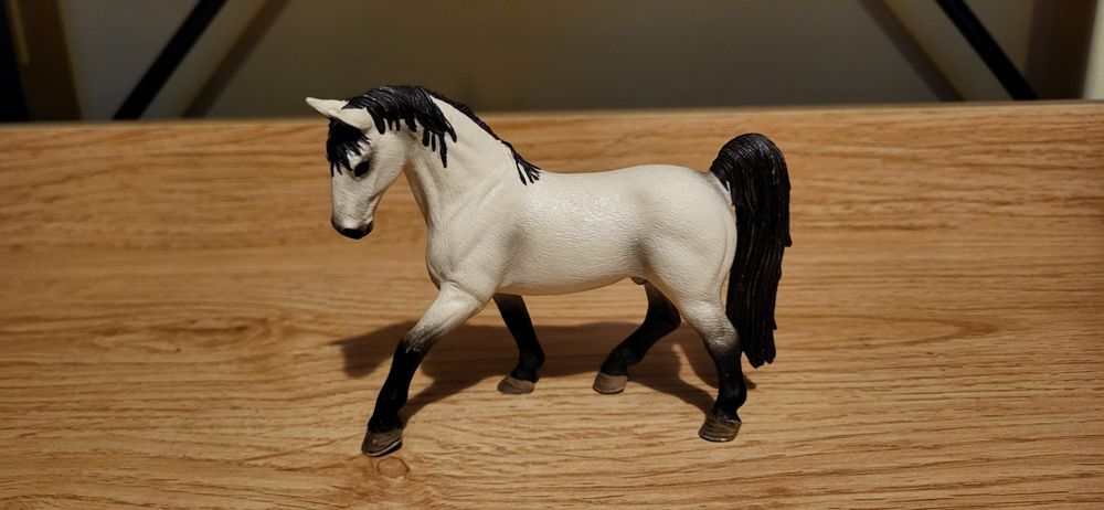 Schleich koń Tennessee Walker ogier figurka model wycofany z 2007 r.