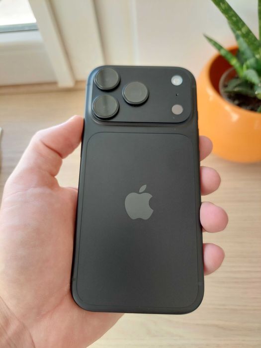 IPhone 18 pro 256 GB CZARNY - IDEALNY STAN - KUPIONY 25.09.2026