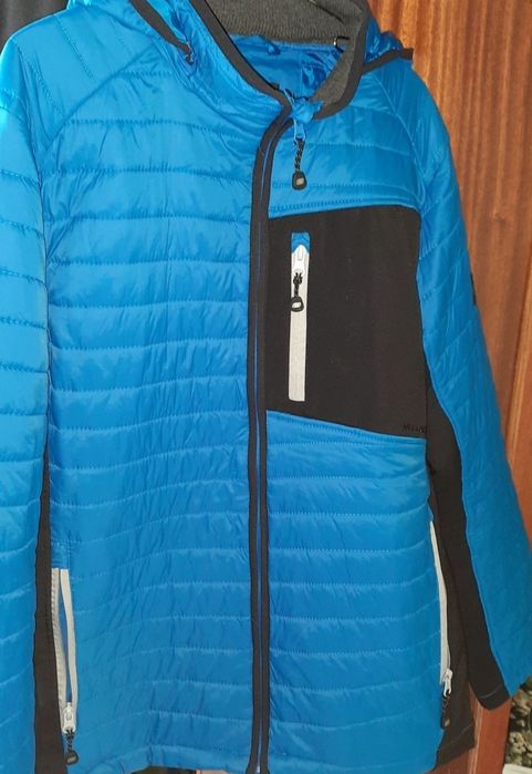 Трекінгова куртка чоловіча