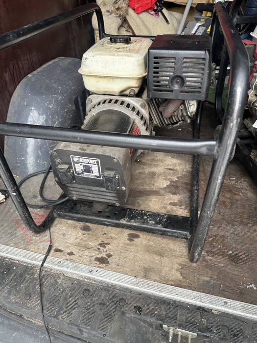 Sprzedam  spawarka  Z Agregatem Honda