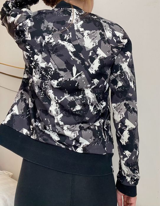 Спортивна кофта Puma