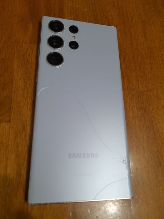 Samsung S 23 ultra 12/512 gb.