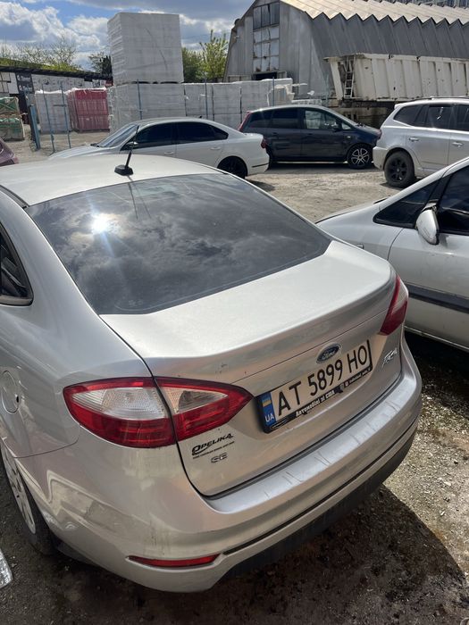 Ford Fiesta після дтп !