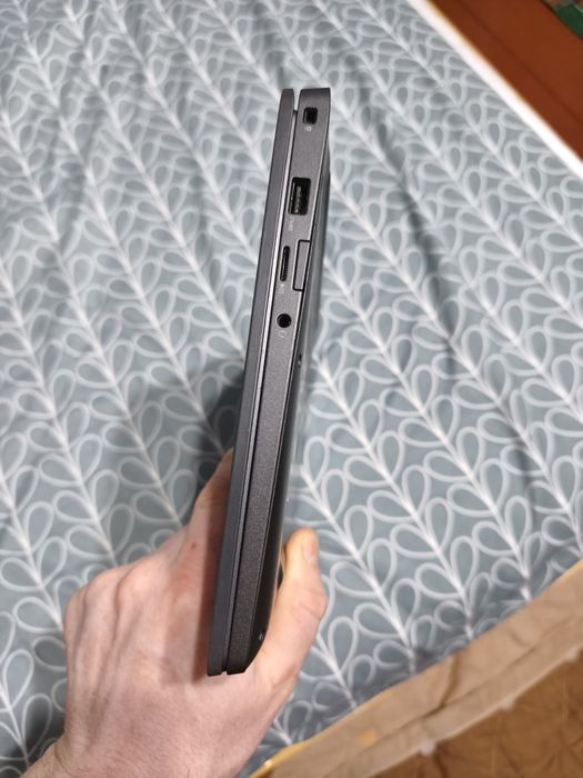 Dell latitude 7300, i5 8365, Samsung 256gb