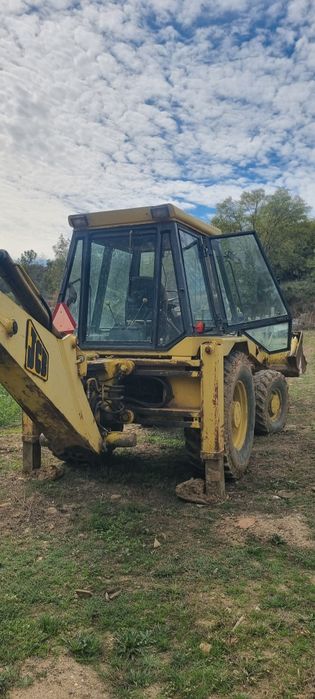 Retroescavadora Jcb 3cx