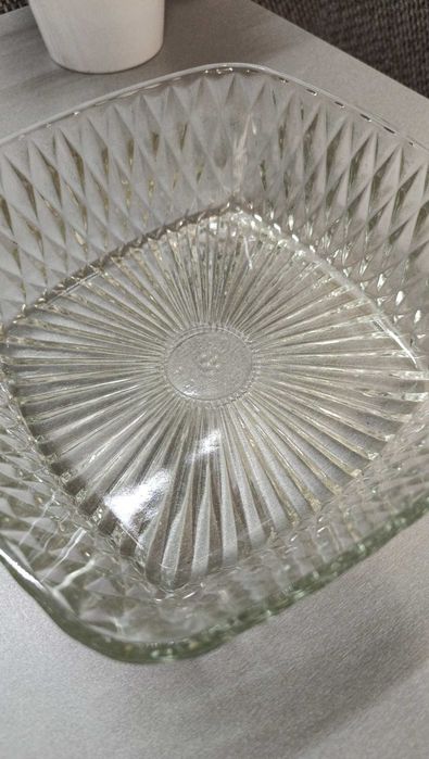 Салатница хрустальная, новая, высылаю