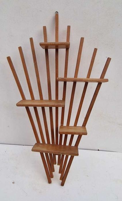 Prateleira em forma de leque "Sun Ray"