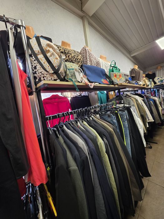 Meble do sklepu odziezowego