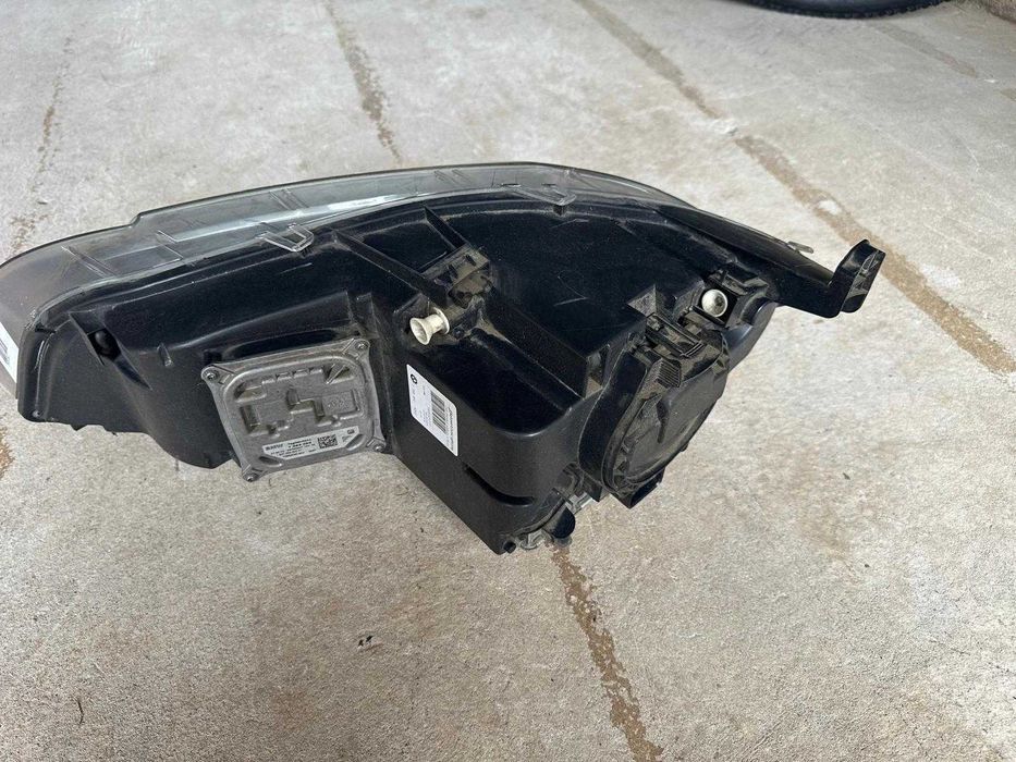 BMW X5 E70 LCI Adaptive lighs USA