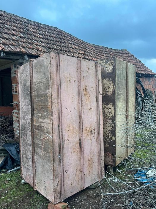 Dornas para vindima ou armazenamento de água pluvial