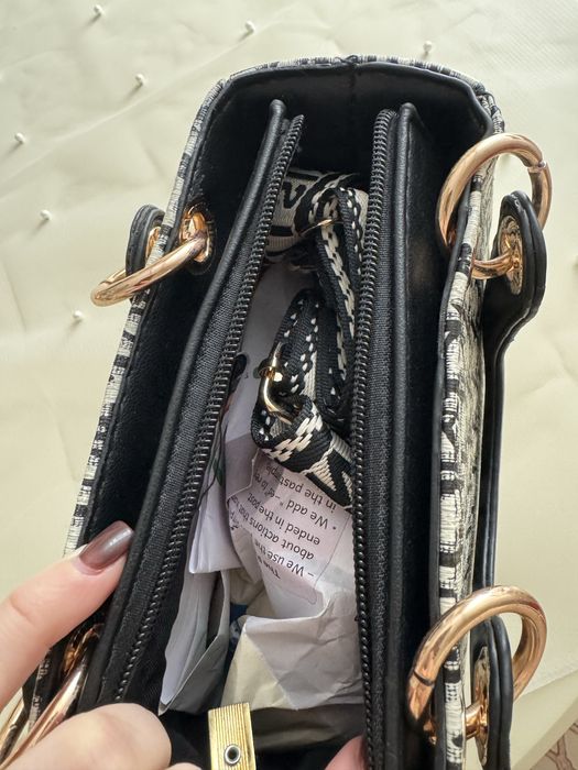 Продам сумку Dior