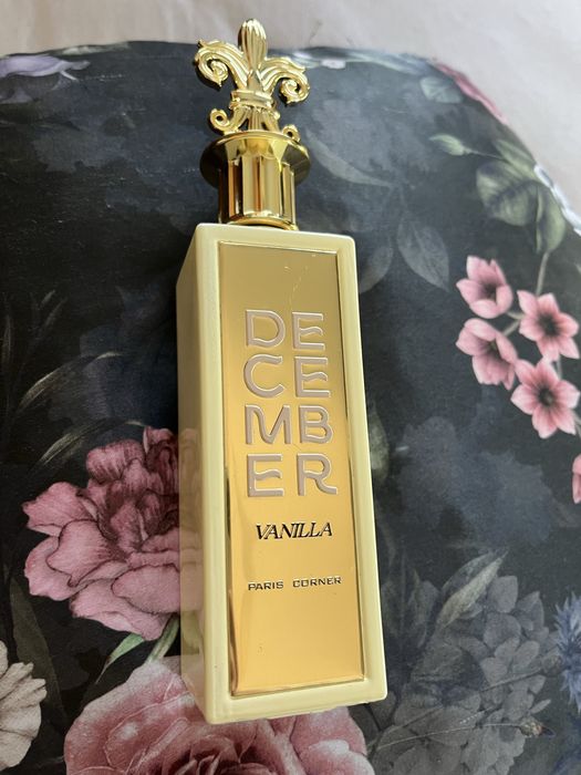 December Vanilla Paris Corner