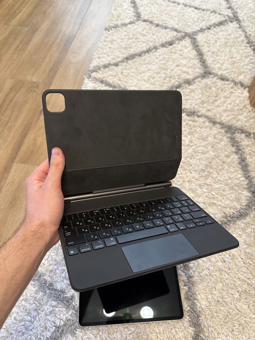 Ipad Pro m2+Magic keyboard+Apple pencil gn2