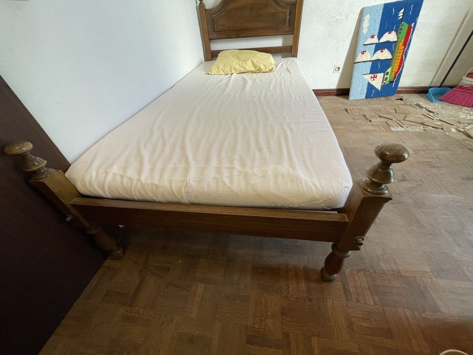 Cama de Solteiro com estrado 90x200cm