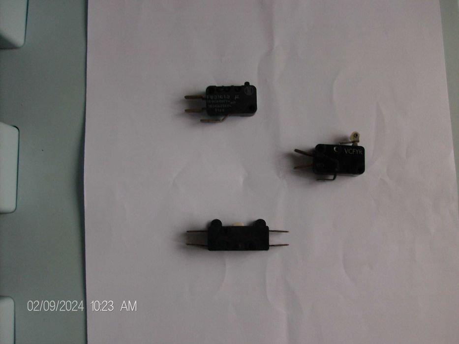 Micro interruptores Crouzet e Burgess