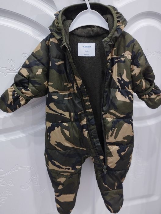 Комбінезон фірми gap.