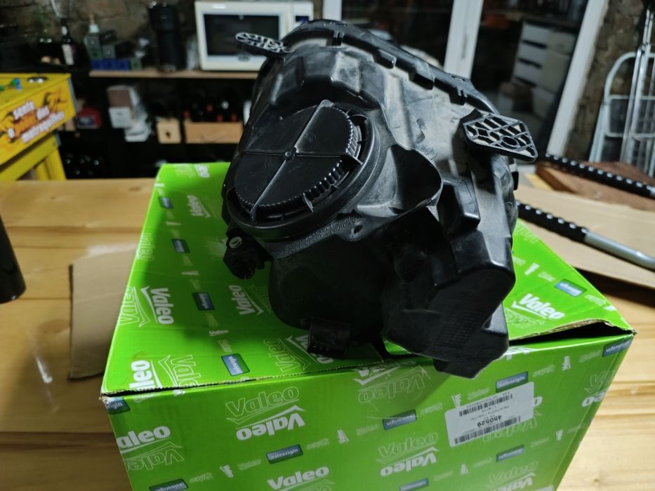 Farol óptica citroen c3 airctoss lado direito