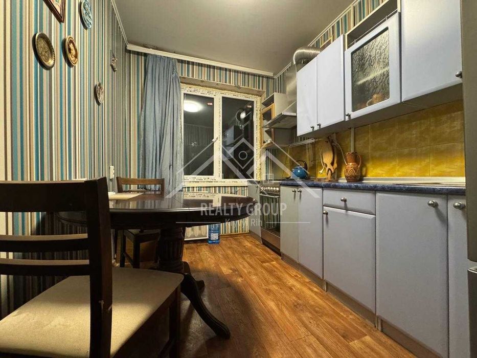 Продаж 3к квартири у центрі міста , вул Українська 5