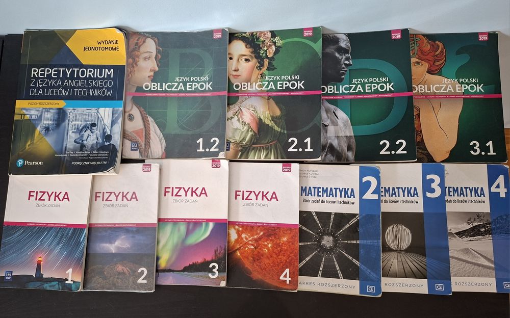 Sprzedam podręczniki do liceum 1-4