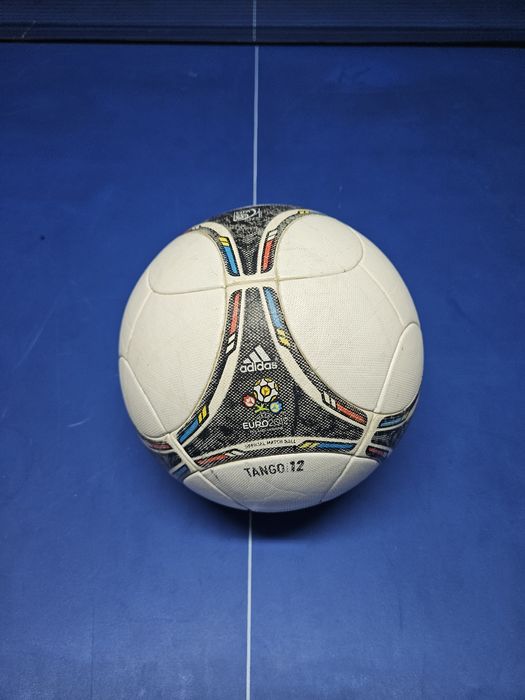 Adidas Official Matchball Tango 12