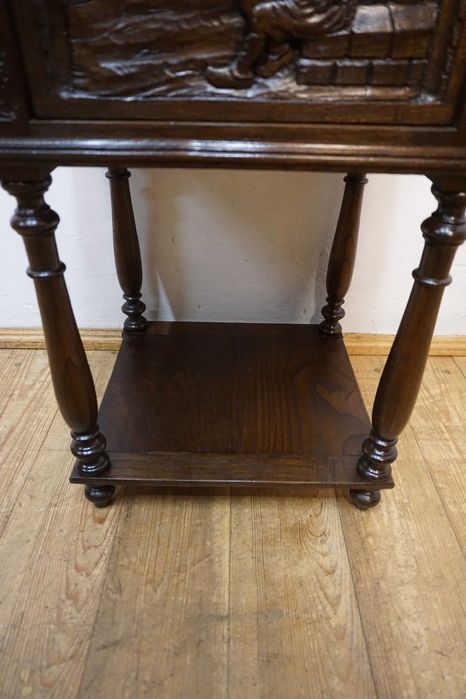 STARA SZAFKA BRETROŃSKA stolik nocny bogato rzeźbiona