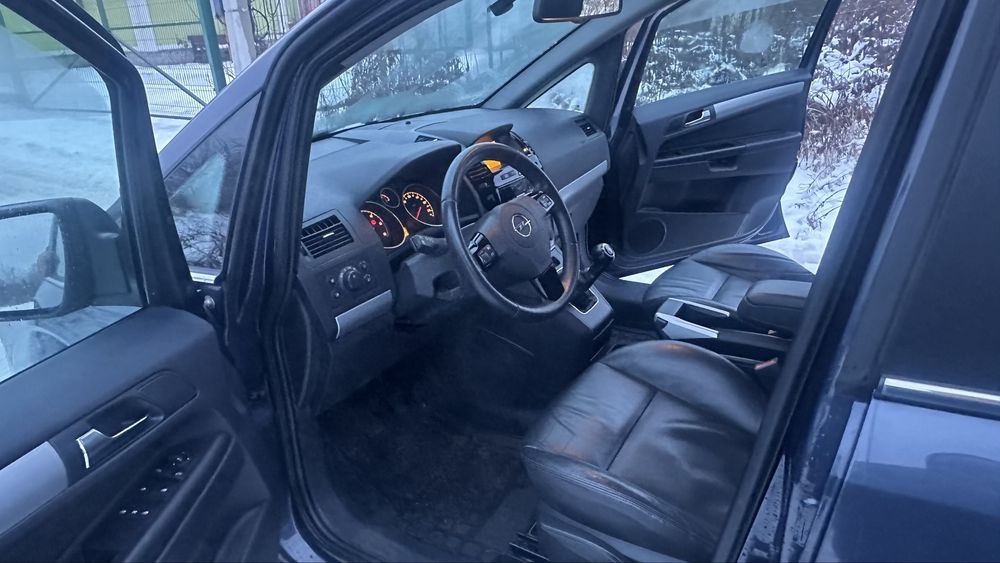 Opel Zafira 1.7 tdi 7 місць 2011р