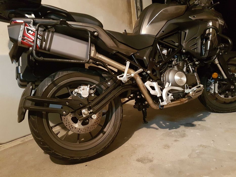 Mota Benelli TRK 502