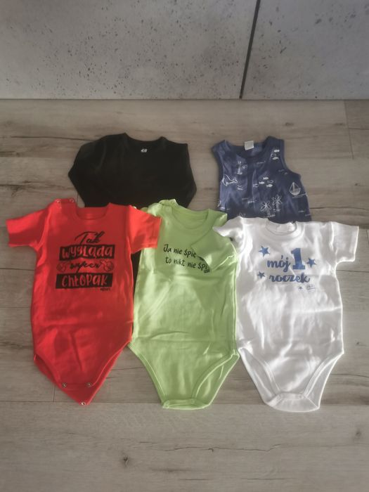 Body chłopięce w rozmiarze 86