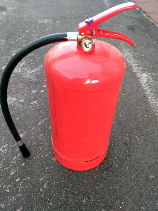 Огнетушитель ОП - 6 , продажа и зарядка.