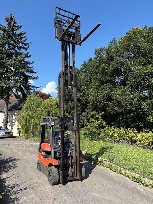 Toyota 7FB18  Wolny skok triplex przesów pozycjoner