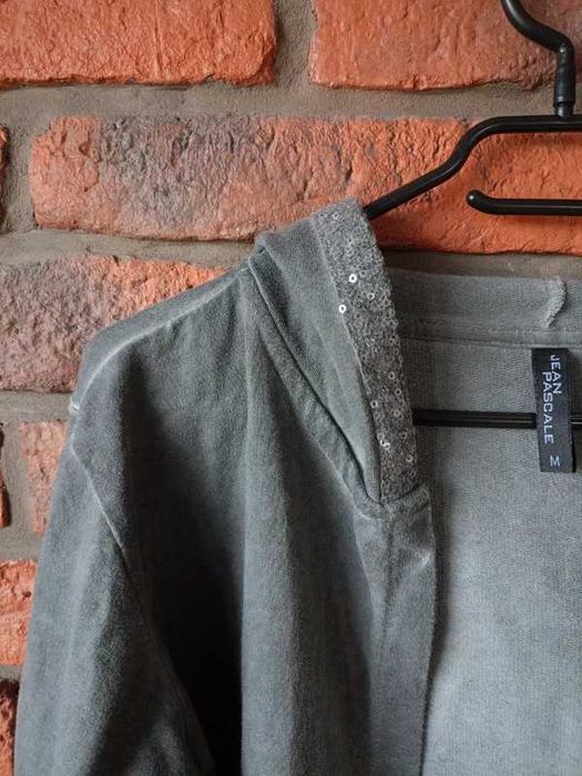 Bluza narzutka szara z kapturem cekinami kardigan