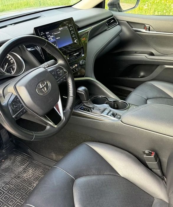 Toyota Camry 2021 hybrid