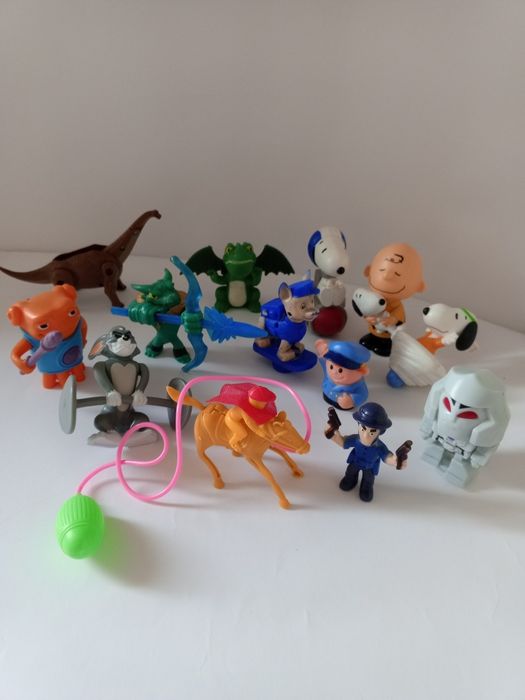 Лот іграшок хлопчику