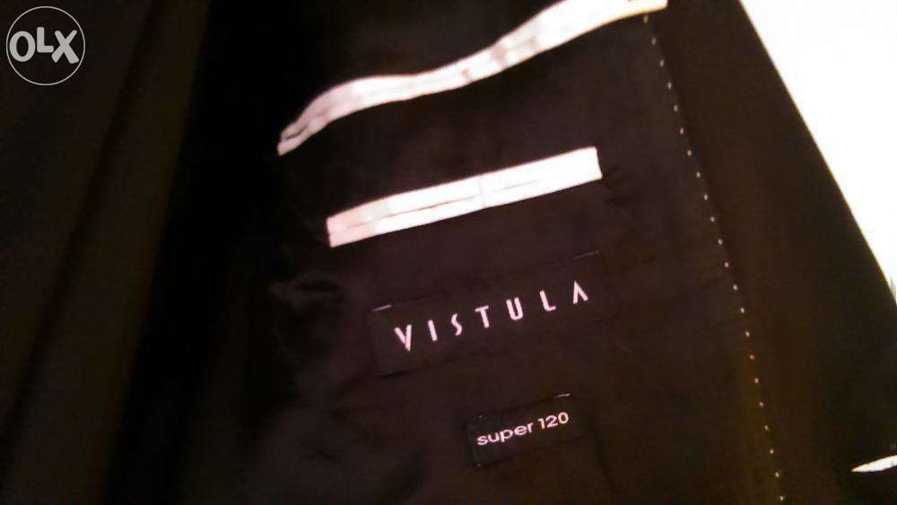 Garnitur Vistula czarny w dyskretne pionowe prążki