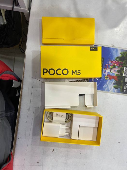 Poco M5 4/128 GB 50MP