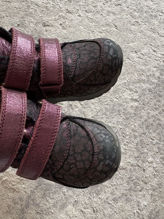 Черевики, ботінки на дівчинку