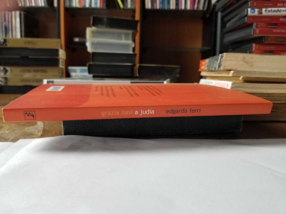 Livro REF-PA5- Edgarda Ferri - A judia