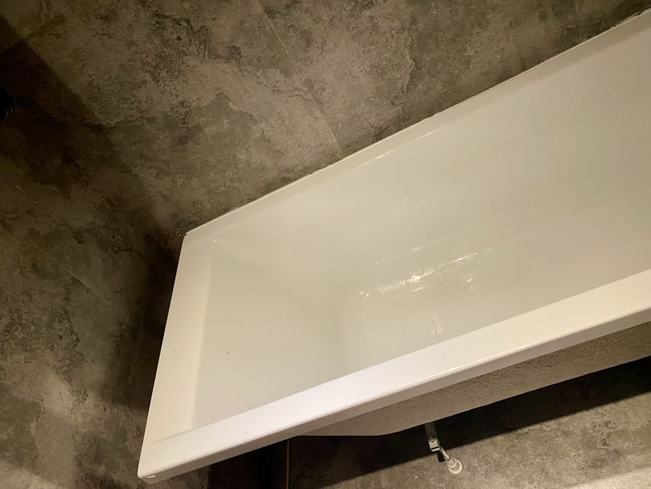 Wanna akryl kolo z komplet bateria chrom nozki