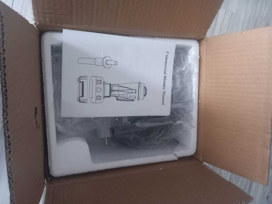 Profesjonalny blender 2200W REZERWACJA