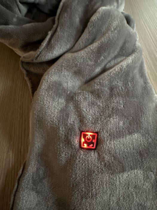 Szalik ogrzewany na baterię, Glovii, nowy