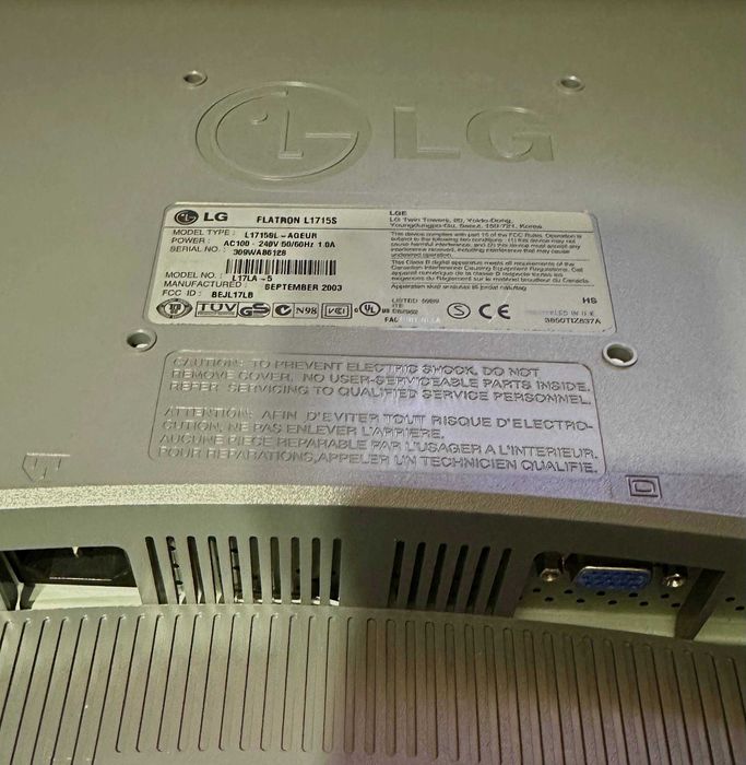 LCD-монітор LG Flatron L1715s TFT LCD 1280×1024 (5:4) 17дюймів вживаний робочий