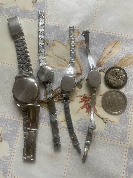 Часы под ремонт, запчасти.