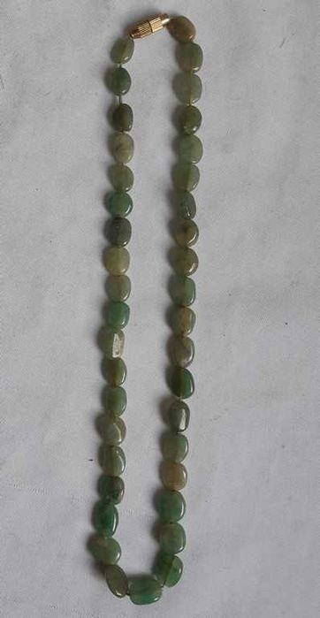 Винтажные бусы из авантюрина